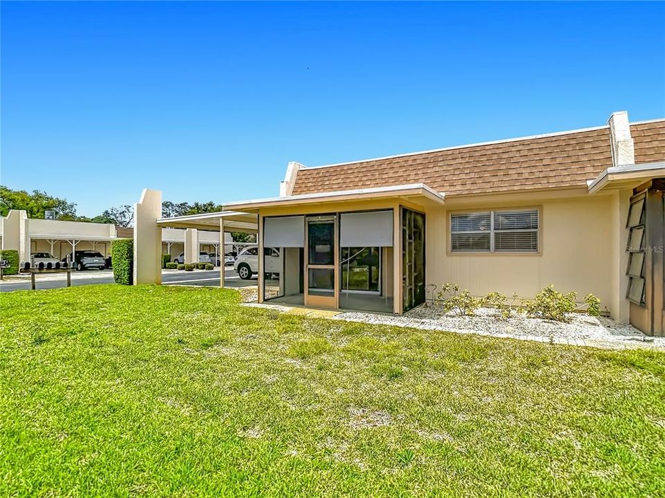 For Sale: $74,500 (1 beds, 1 baths, 714 Square Feet)