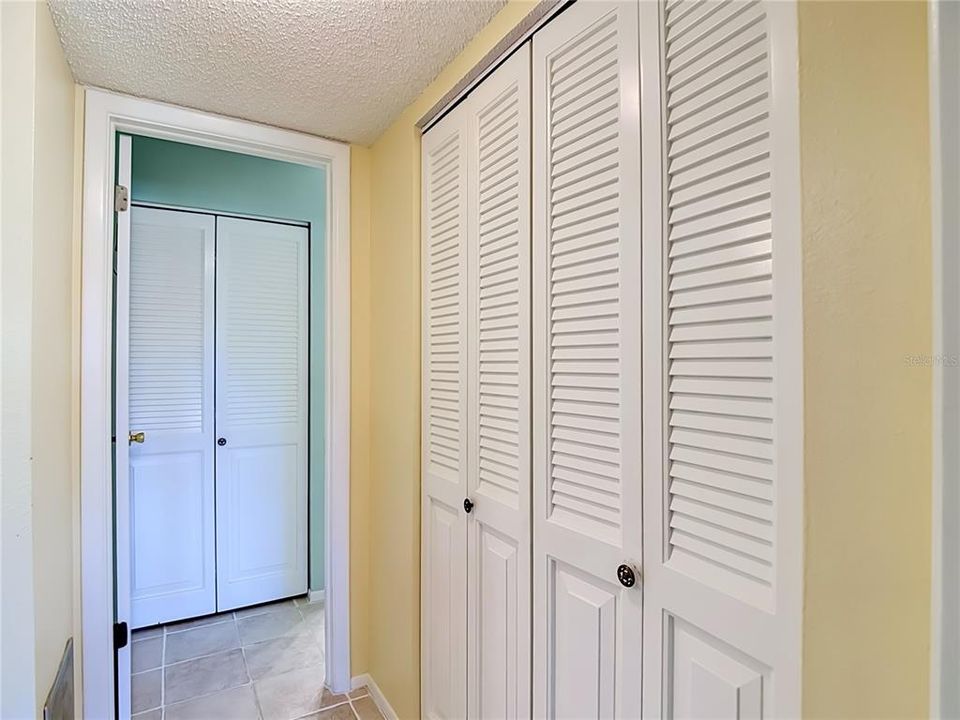 For Sale: $74,500 (1 beds, 1 baths, 714 Square Feet)