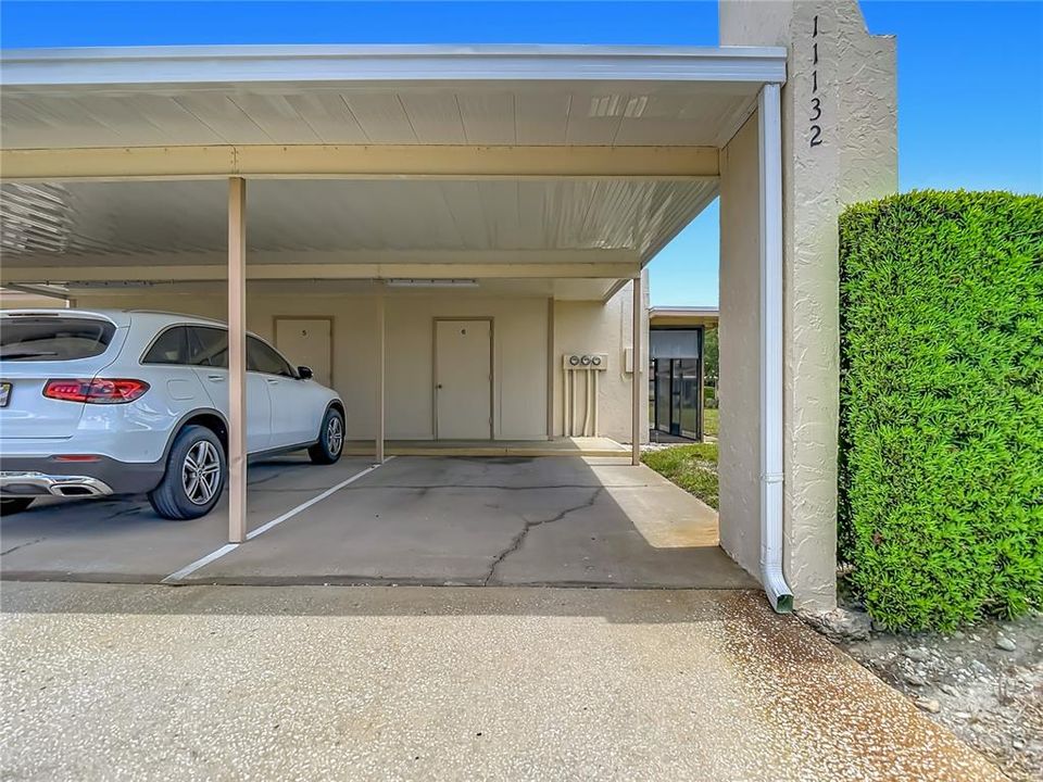 For Sale: $74,500 (1 beds, 1 baths, 714 Square Feet)
