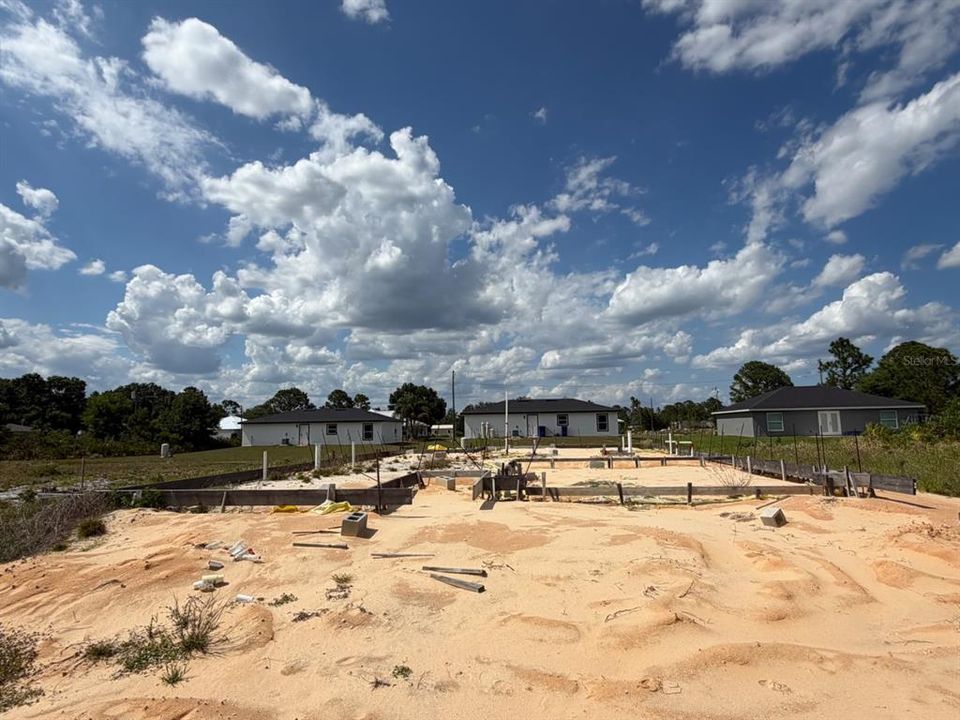 待售: $60,000 (0.23 acres)