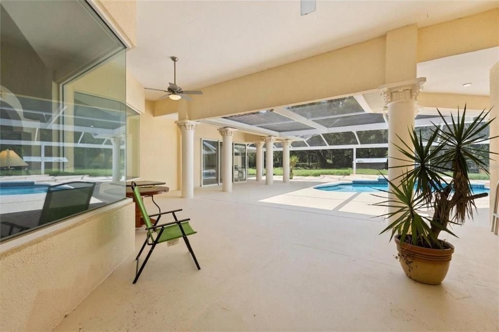 En Venta: $1,800,000 (5 camas, 4 baños, 5242 Pies cuadrados)