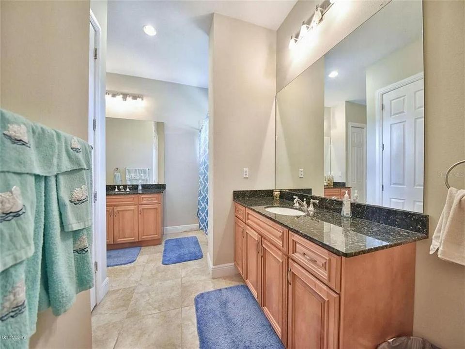 En Venta: $1,800,000 (5 camas, 4 baños, 5242 Pies cuadrados)