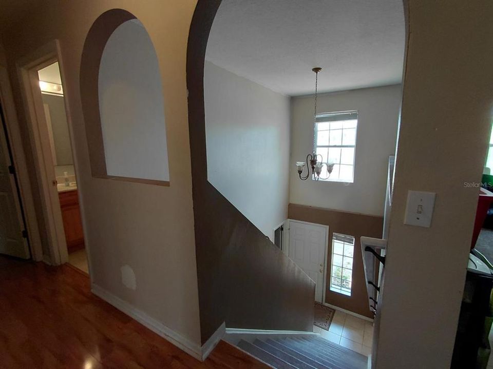 Active With Contract: $185,900 (3 beds, 2 baths, 2248 Square Feet)