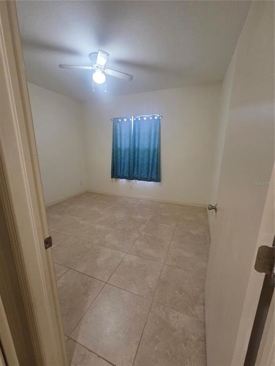 For Rent: $1,400 (2 beds, 2 baths, 932 Square Feet)