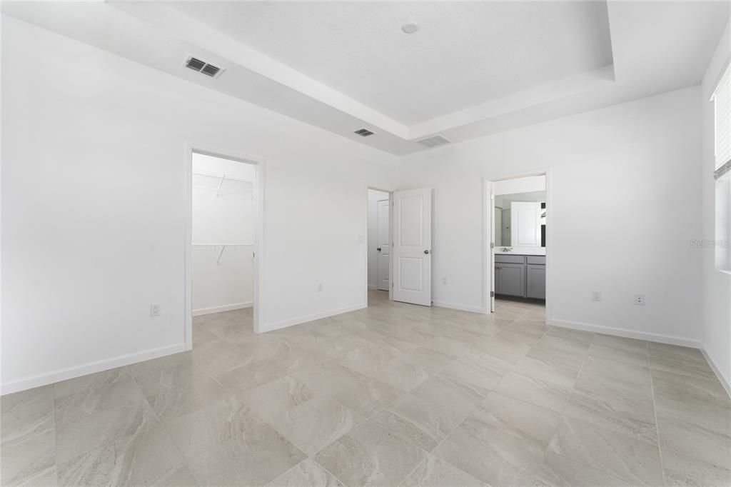 En Renta: $4,950 (3 camas, 2 baños, 1843 Pies cuadrados)