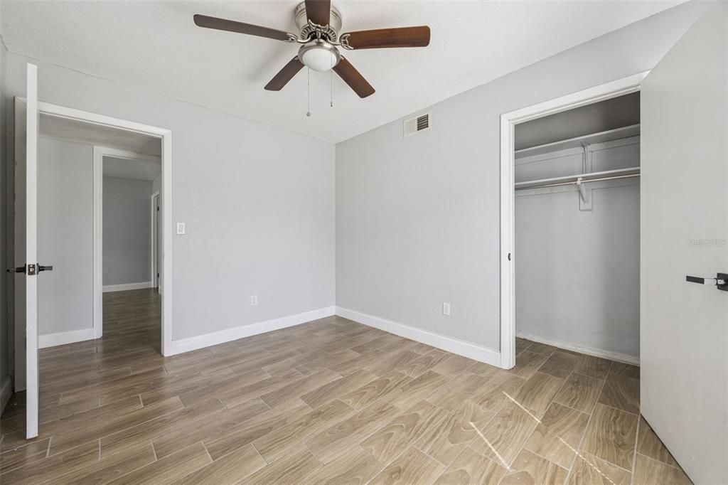 For Sale: $299,900 (3 beds, 2 baths, 1100 Square Feet)