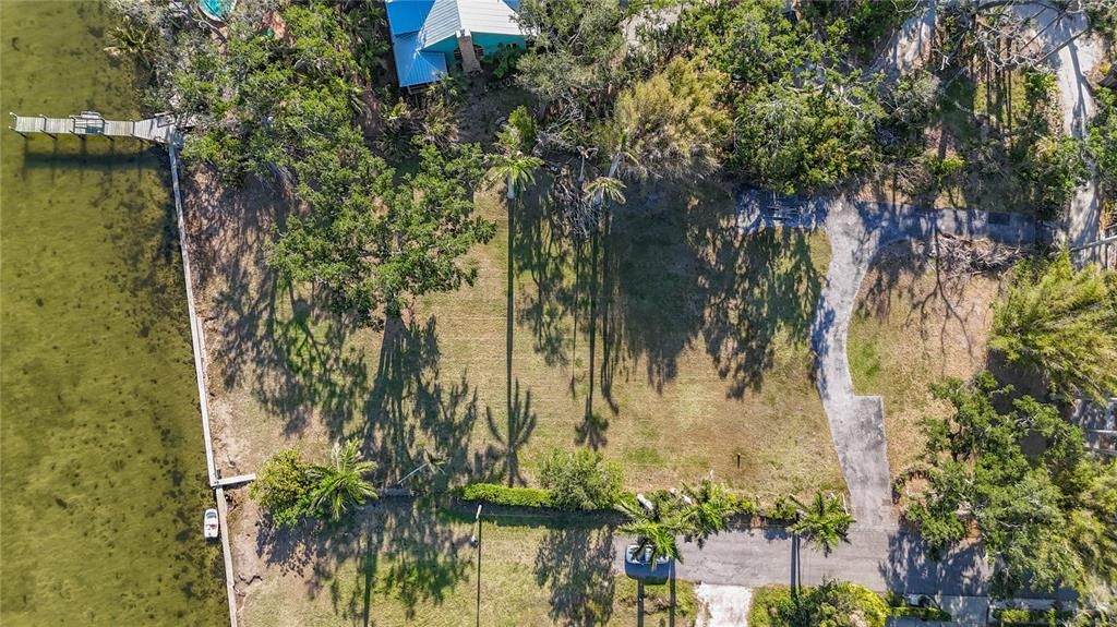 For Sale: $2,200,000 (0.91 acres)