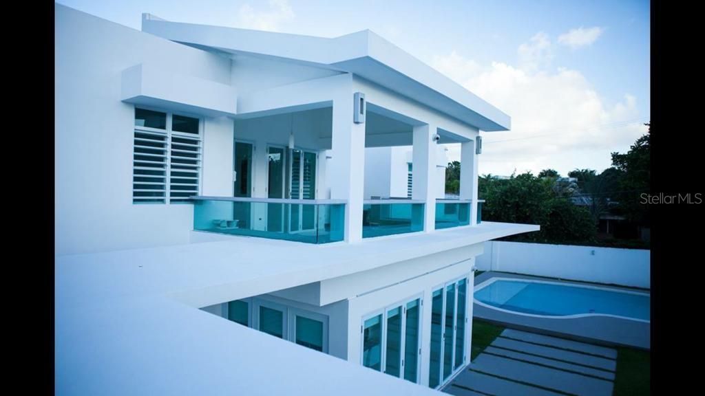 На продажу: $2,000,000 (5 спален, 5 ванн, 5500 Квадратных фут)