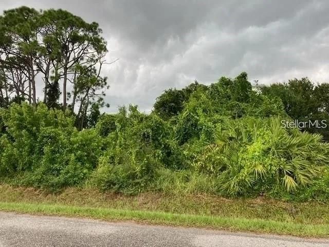 For Sale: $85,999 (0.18 acres)
