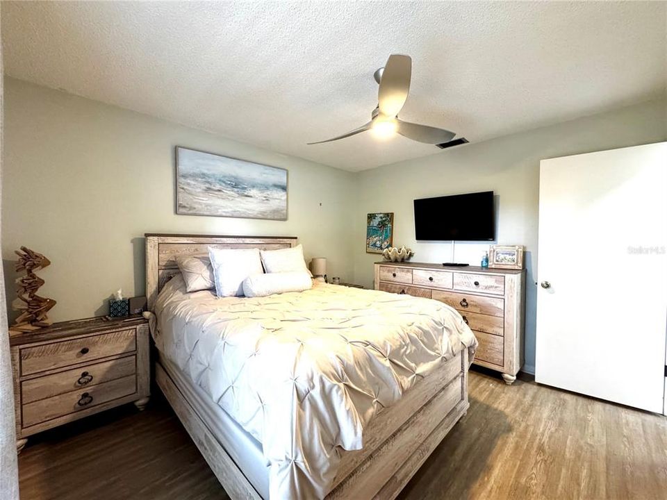 В аренду: $1,950 (1 спален, 1 ванн, 667 Квадратных фут)