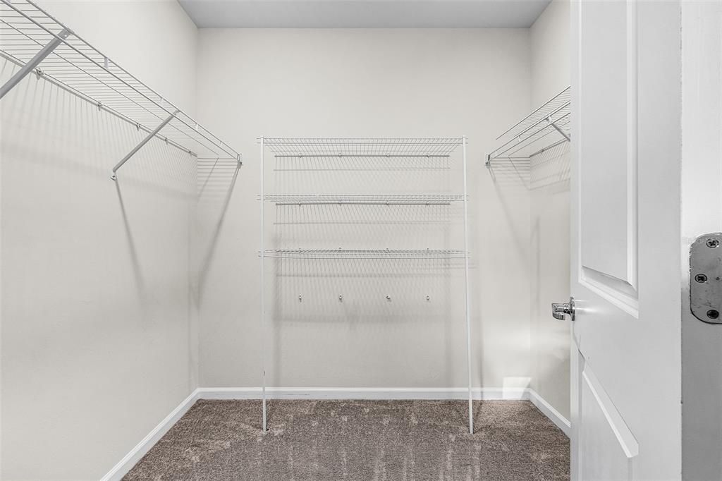 For Sale: $315,000 (4 beds, 2 baths, 1850 Square Feet)