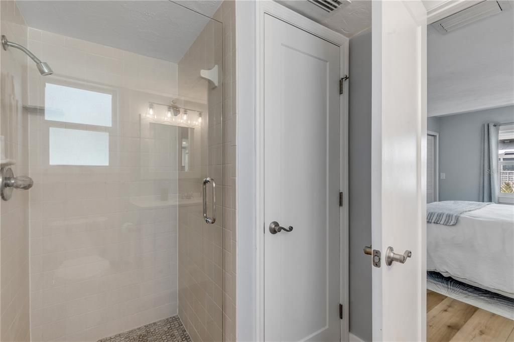 En Venta: $1,799,999 (3 camas, 2 baños, 1974 Pies cuadrados)