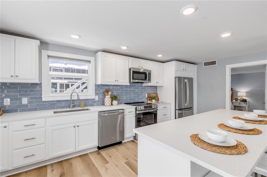 En Venta: $1,799,999 (3 camas, 2 baños, 1974 Pies cuadrados)