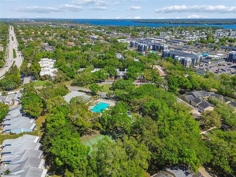 Active With Contract: $1,500 (2 beds, 2 baths, 906 Square Feet)