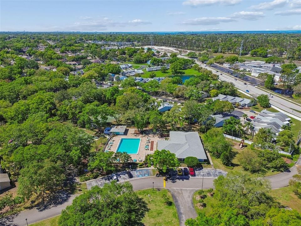 Active With Contract: $1,500 (2 beds, 2 baths, 906 Square Feet)