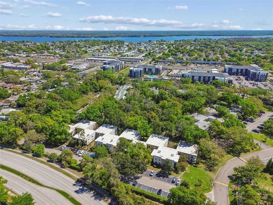 Active With Contract: $1,500 (2 beds, 2 baths, 906 Square Feet)