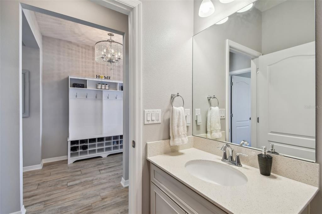 Activo con contrato: $725,000 (4 camas, 4 baños, 2967 Pies cuadrados)