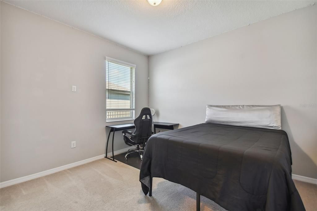 Activo con contrato: $725,000 (4 camas, 4 baños, 2967 Pies cuadrados)