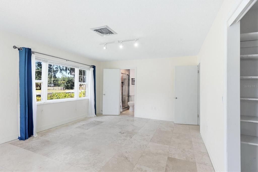 For Sale: $1,250,000 (4 beds, 2 baths, 2129 Square Feet)