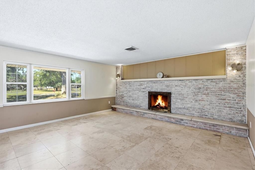 For Sale: $1,250,000 (4 beds, 2 baths, 2129 Square Feet)