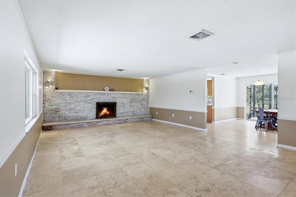 For Sale: $1,250,000 (4 beds, 2 baths, 2129 Square Feet)
