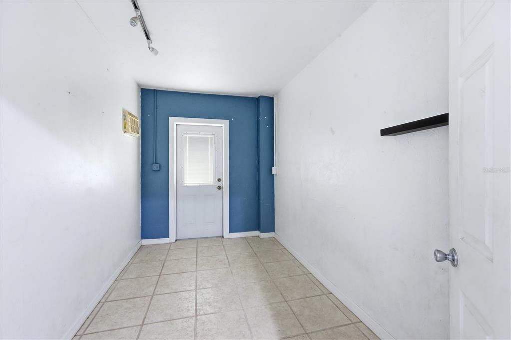 For Sale: $1,250,000 (4 beds, 2 baths, 2129 Square Feet)