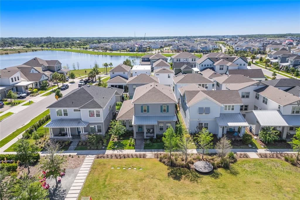 Недавно продано: $989,000 (5 спален, 4 ванн, 3518 Квадратных фут)