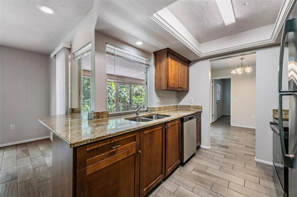 For Sale: $392,500 (3 beds, 2 baths, 1614 Square Feet)