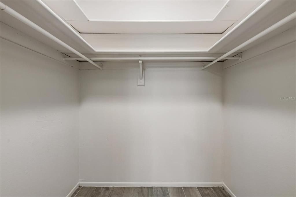 For Sale: $392,500 (3 beds, 2 baths, 1614 Square Feet)
