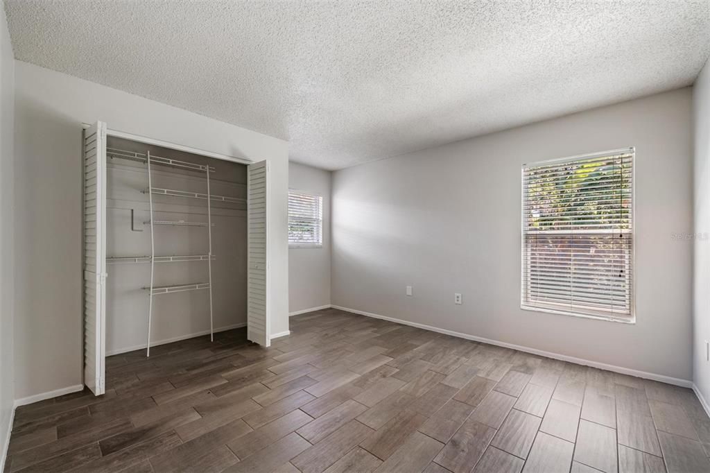 For Sale: $392,500 (3 beds, 2 baths, 1614 Square Feet)