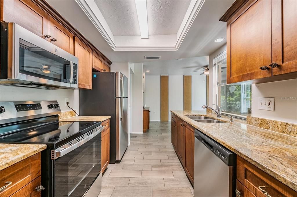 For Sale: $392,500 (3 beds, 2 baths, 1614 Square Feet)