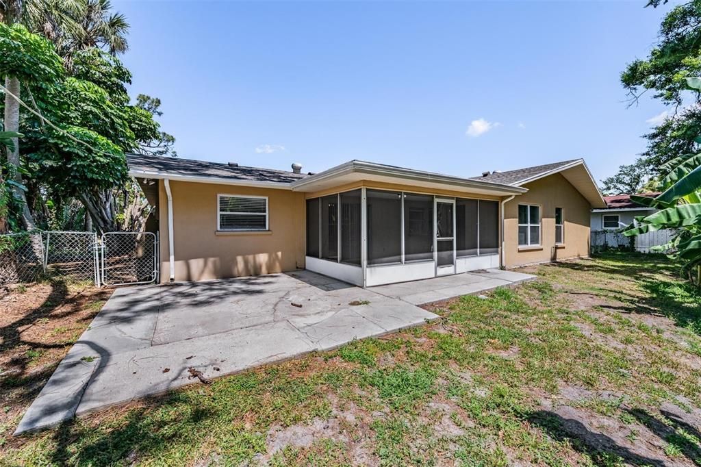 For Sale: $392,500 (3 beds, 2 baths, 1614 Square Feet)