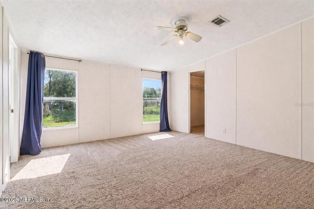 For Sale: $289,000 (3 beds, 2 baths, 1488 Square Feet)