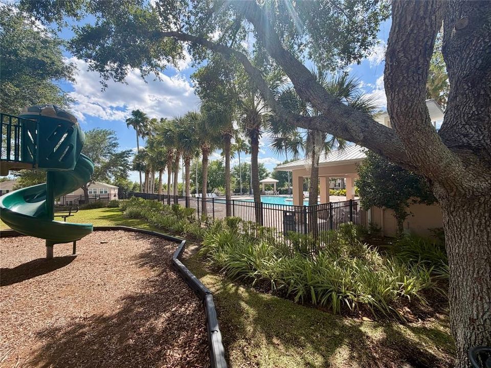 For Rent: $2,095 (3 beds, 2 baths, 1690 Square Feet)