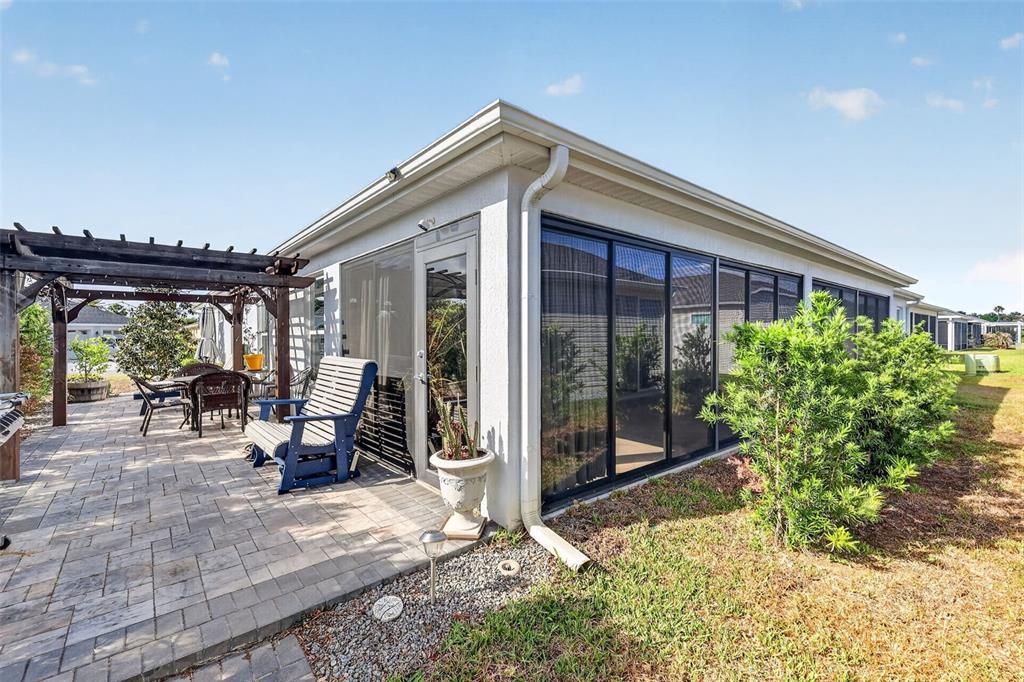 En Venta: $625,000 (4 camas, 3 baños, 2296 Pies cuadrados)