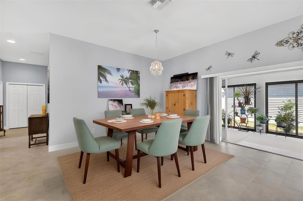 En Venta: $625,000 (4 camas, 3 baños, 2296 Pies cuadrados)