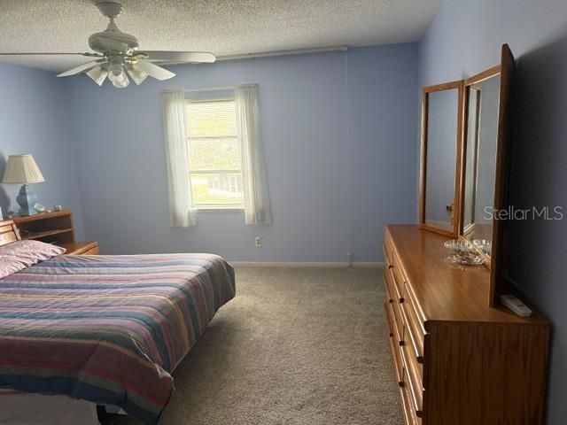 For Sale: $200,000 (2 beds, 2 baths, 1375 Square Feet)