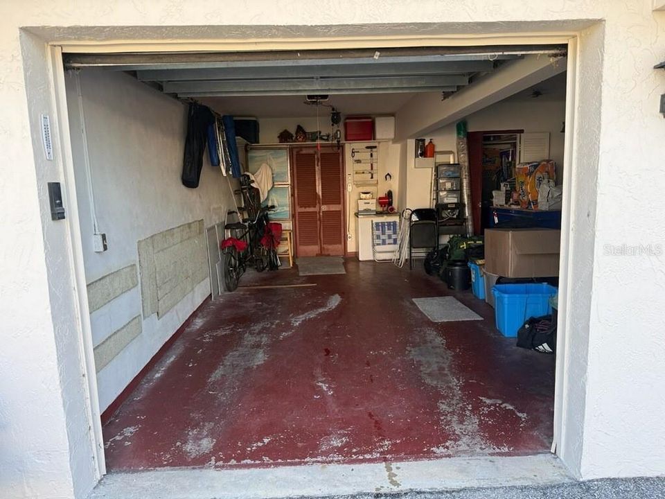 For Sale: $200,000 (2 beds, 2 baths, 1375 Square Feet)