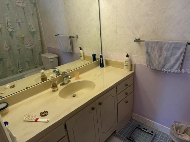 For Sale: $200,000 (2 beds, 2 baths, 1375 Square Feet)