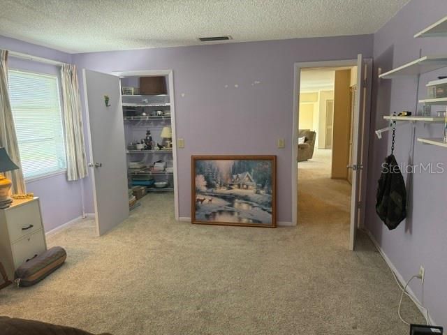 For Sale: $200,000 (2 beds, 2 baths, 1375 Square Feet)