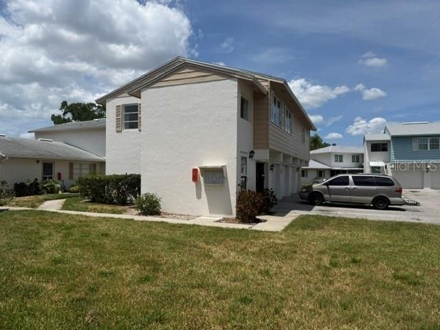For Sale: $200,000 (2 beds, 2 baths, 1375 Square Feet)