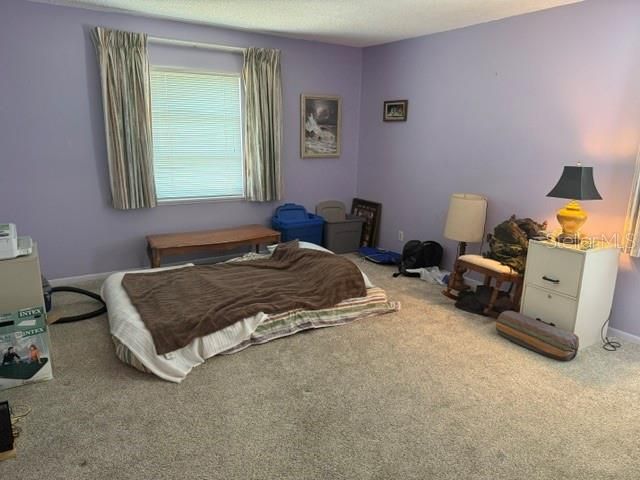 For Sale: $200,000 (2 beds, 2 baths, 1375 Square Feet)