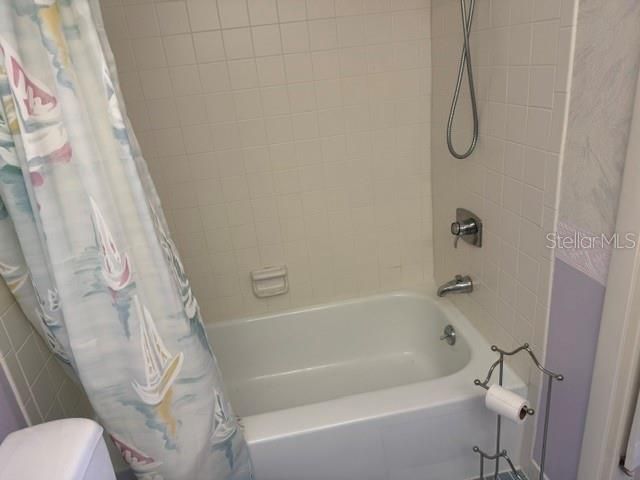 For Sale: $200,000 (2 beds, 2 baths, 1375 Square Feet)