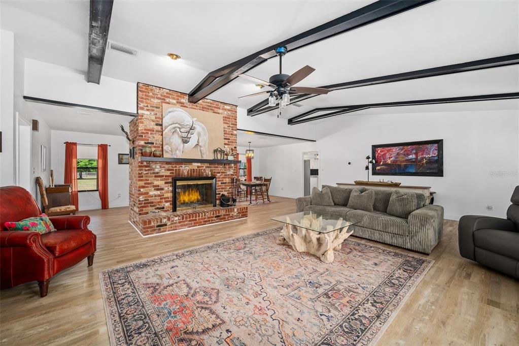 Active With Contract: $649,900 (3 beds, 2 baths, 2475 Square Feet)