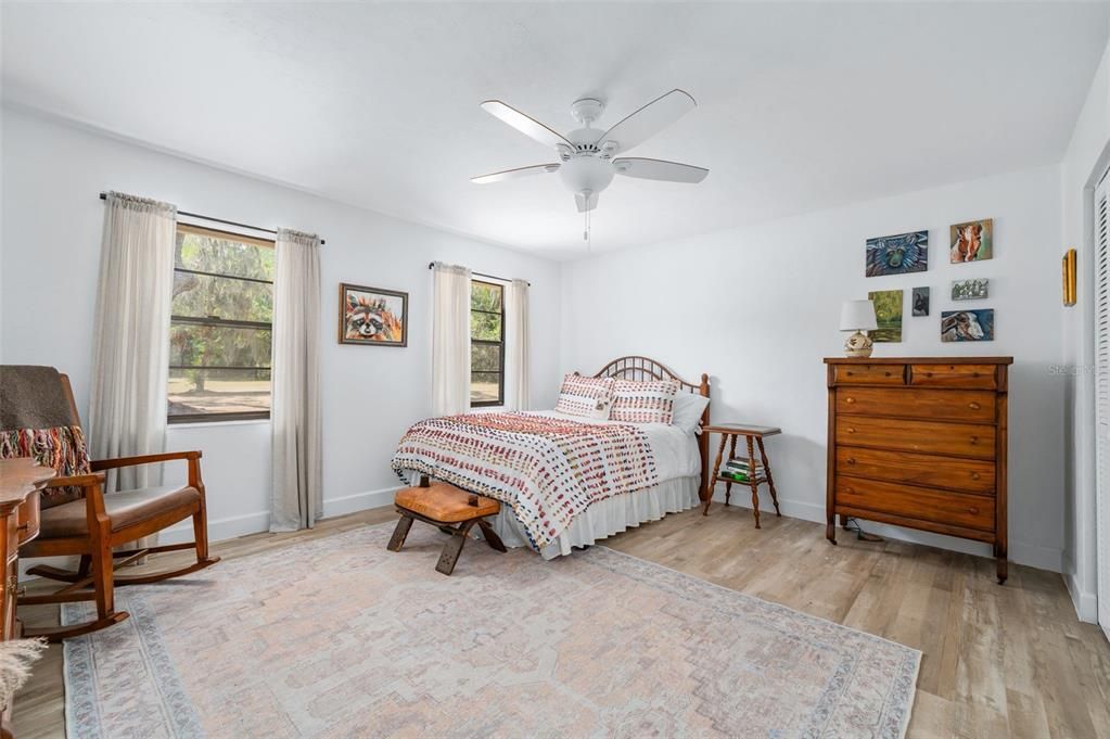 Active With Contract: $649,900 (3 beds, 2 baths, 2475 Square Feet)