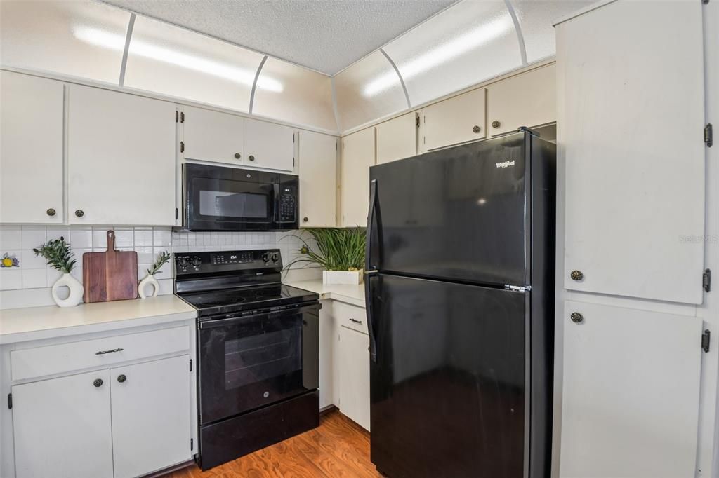 En Venta: $117,500 (2 camas, 2 baños, 1103 Pies cuadrados)