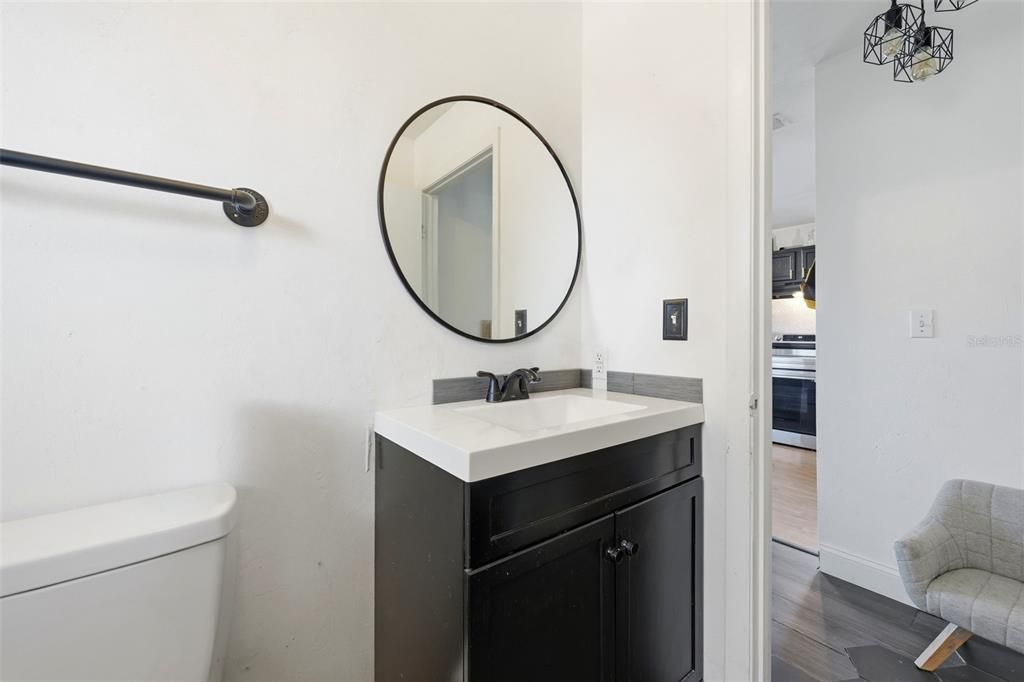 На продажу: $210,000 (2 спален, 2 ванн, 1368 Квадратных фут)