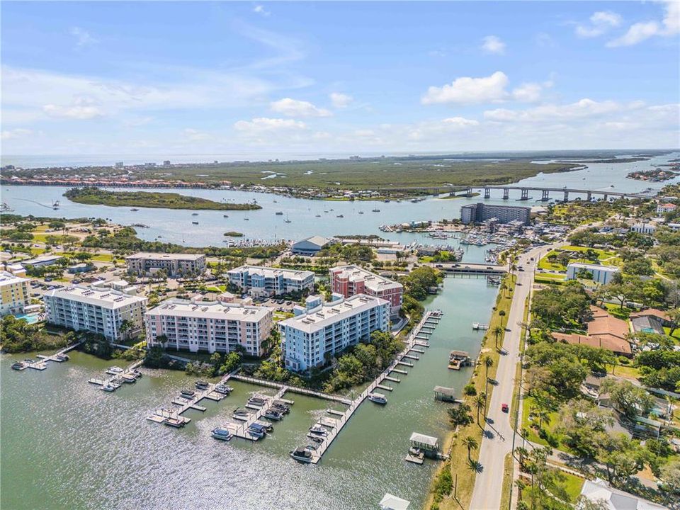 Active With Contract: $649,900 (3 beds, 2 baths, 1773 Square Feet)