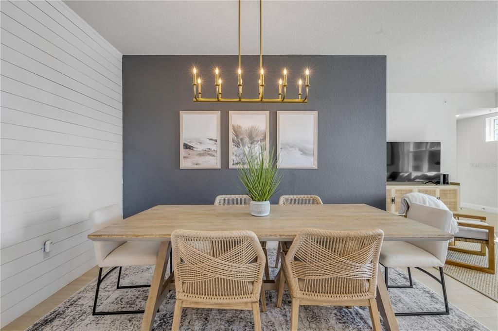 Active With Contract: $649,900 (3 beds, 2 baths, 1773 Square Feet)