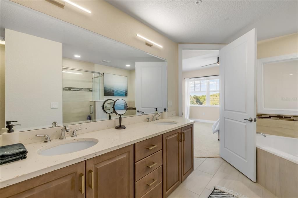 Active With Contract: $649,900 (3 beds, 2 baths, 1773 Square Feet)